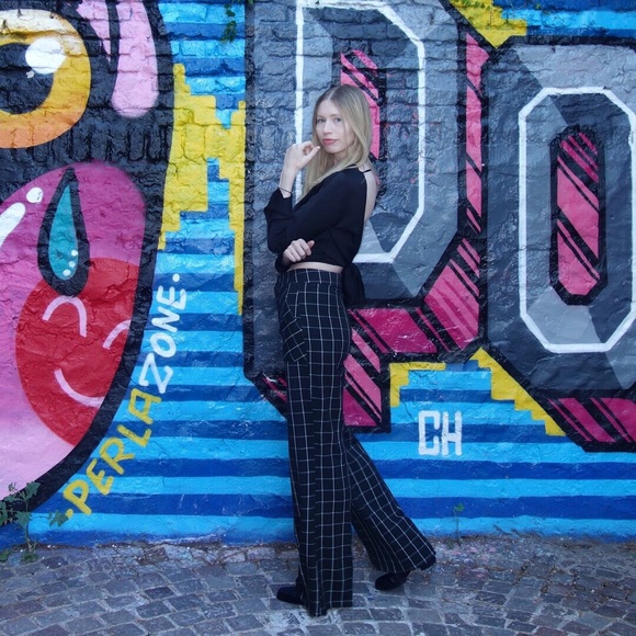 Meet your Posher, Kimberly - Picture 1 of 2